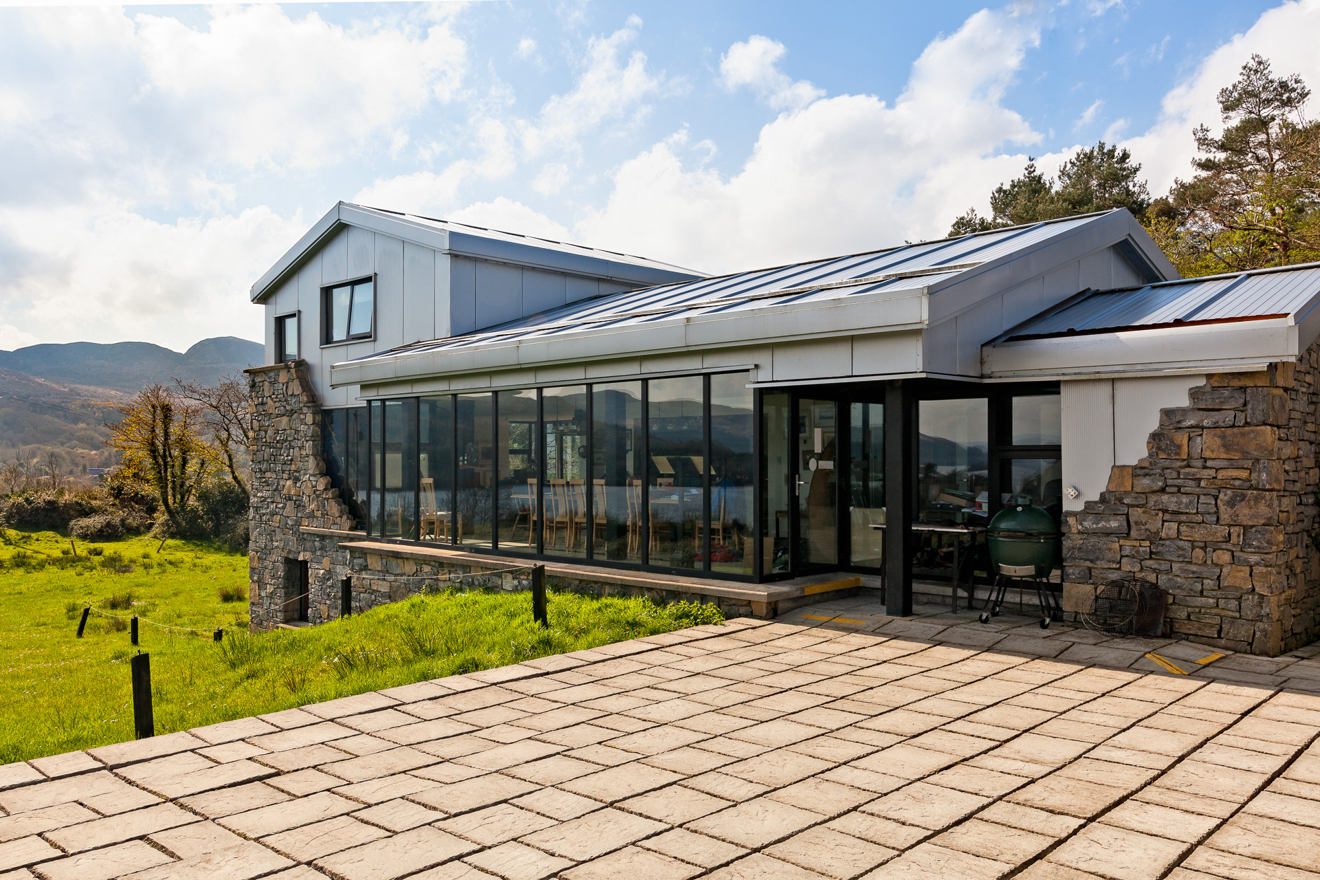 Broc House Exteriors WEB Image 1 Murphy & Sons Auctioneers Sligo